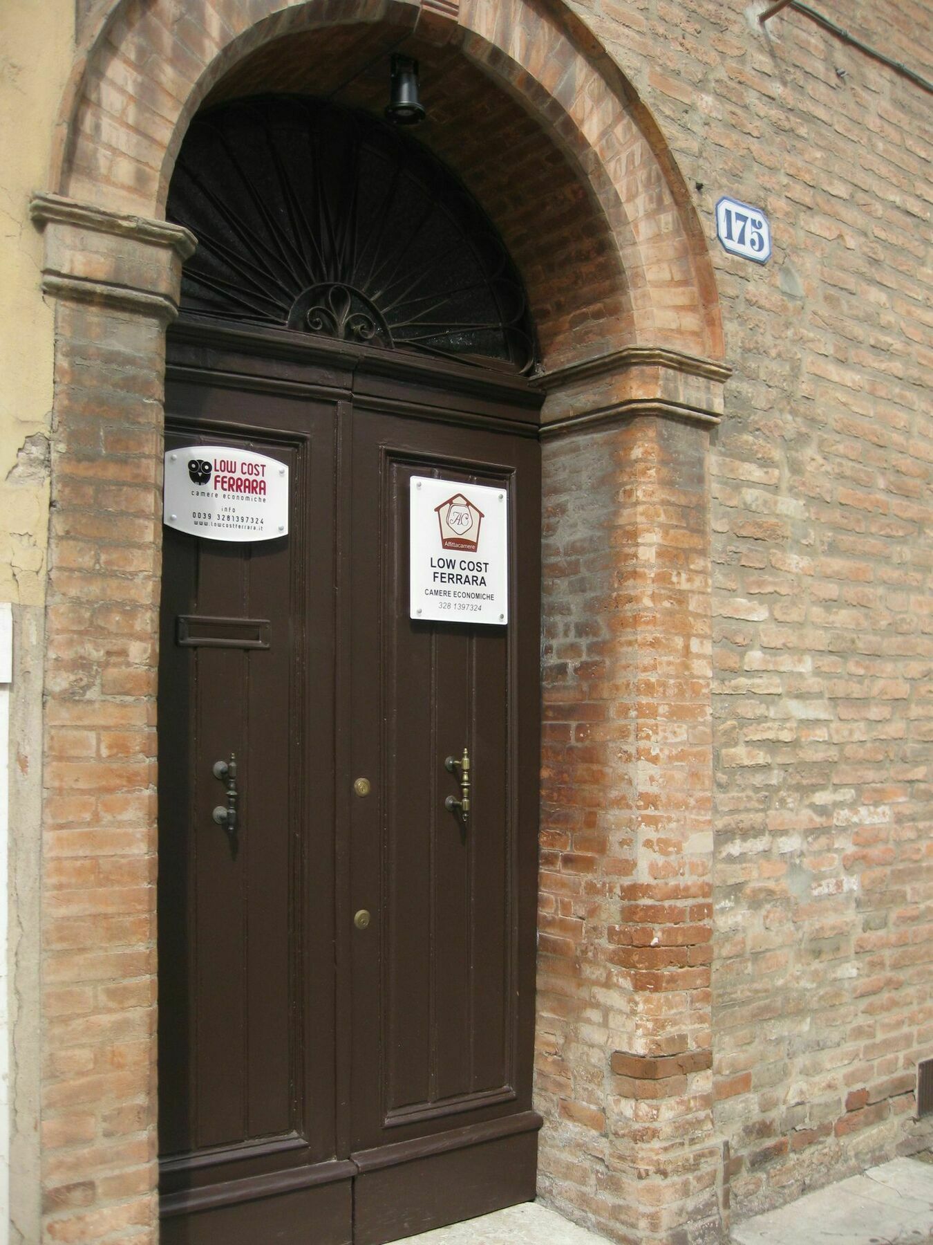 Low Cost Ferrara Exterior photo